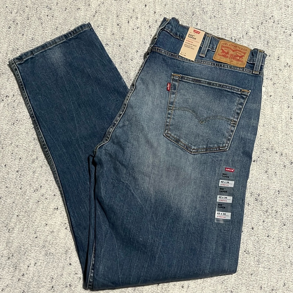 NWT Levi’s 502 Taper Men’s Jeans